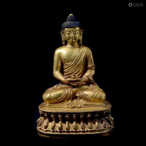 Sino-Tibetan Gilt-Bronze Seated Shakyamuni Buddha