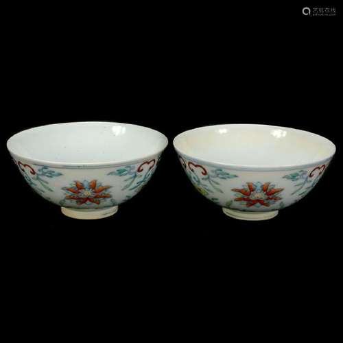 Pair of Chinese Doucai Porcelain 'Lotus' Tea Bowls