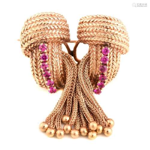 Retro Synthetic Ruby, 14k Yellow Gold Brooch.