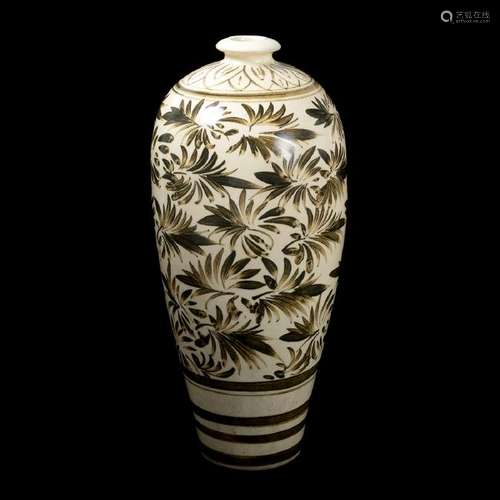 Large Chinese Cizhou Brown Foliate Painted Meiping Vase