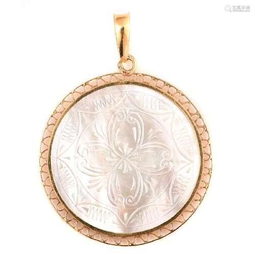 Mother-of-Pearl, 14k Yellow Gold Pendant.