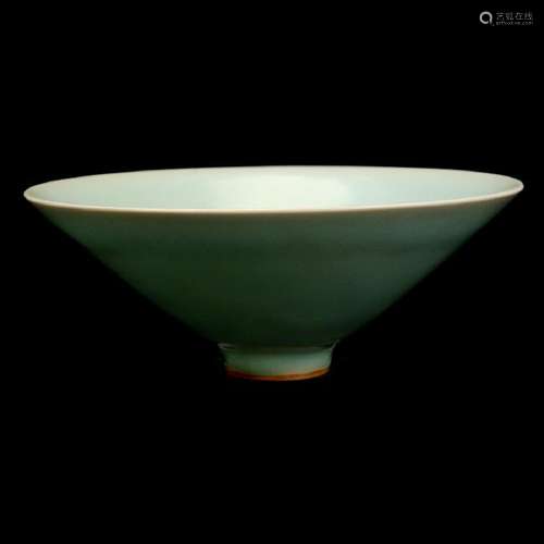 Chinese Celadon Glazed Conical Bowl