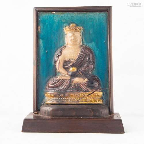 A CHINESE FAMILLE VERTE GAUTAMA PLAQUE, MING PERIOD