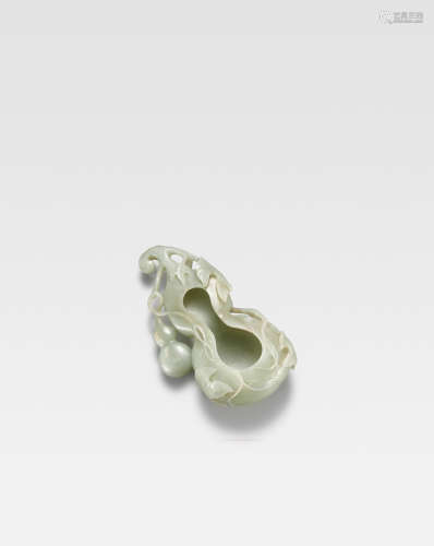 18th century A large pale green jade 'double-gourd' washer