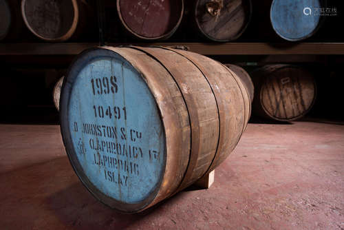 An American Oak Cask of Laphroaig-1998