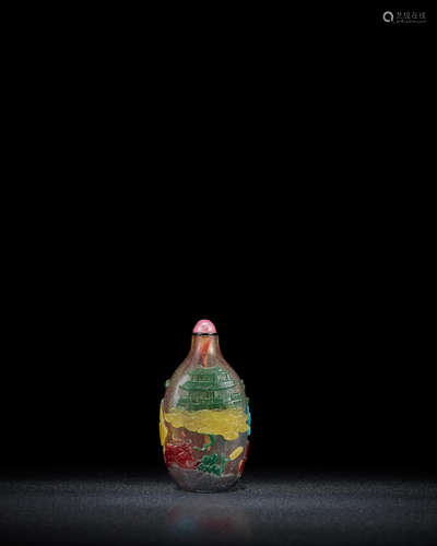 Possibly Imperial, Attributed to the Palace Workshops, Beijing, 18th/19th century A fine and rare five-colour overlay glass snuff bottle