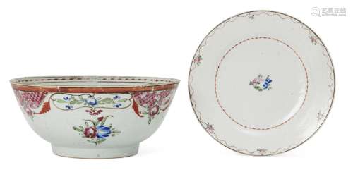A Chinese export porcelain bowl and dish, 18th century, each painted with floral sprays, 22.5cm