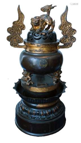 A massive Japanese parcel-gilt bronze temple koro, Edo period, the censer with pierced cover