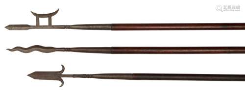 Three Chinese spears, 19th century, each with steel blade, one with snake spear head (3)Please refer