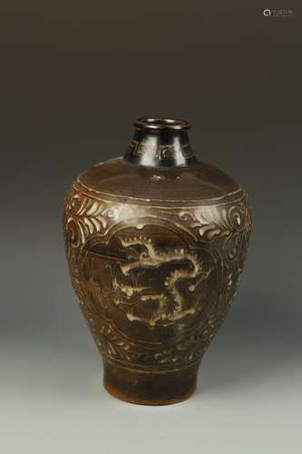 CHINESE JIZHOU STYLE VASE