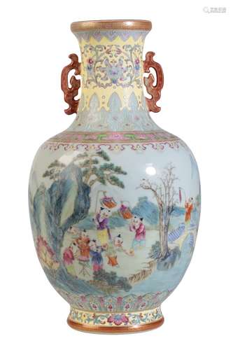 FAMILLE ROSE 'BOYS' VASE