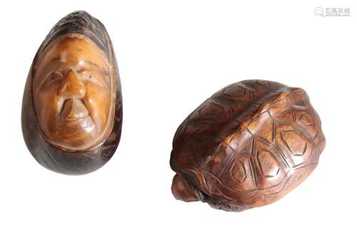 JAPANESE CARVED WOOD NETSUKE