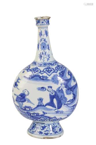 TRANSITIONAL STYLE BLUE AND WHITE WINE FLASK