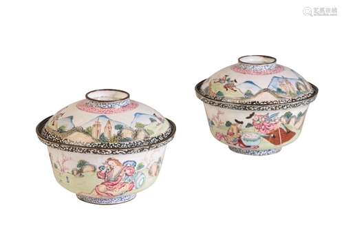 PAIR OF FAMILLE ROSE EUROPEAN SUBJECT ENAMEL BOWLS AND COVERS