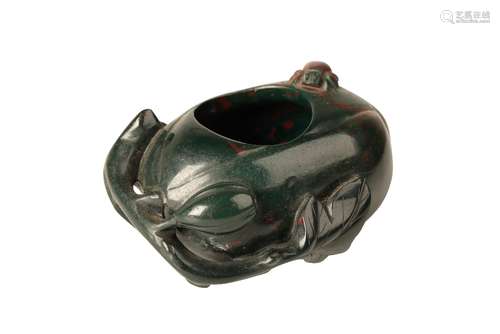 CARVED 'BLOODSTONE' BRUSH WASHER