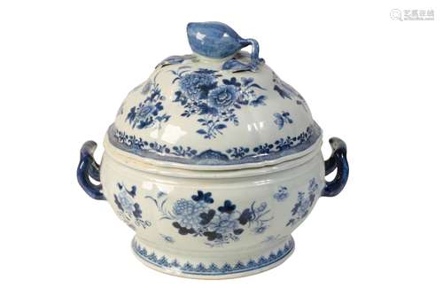 EXPORT BLUE AND WHITE TUREEN AND COVER