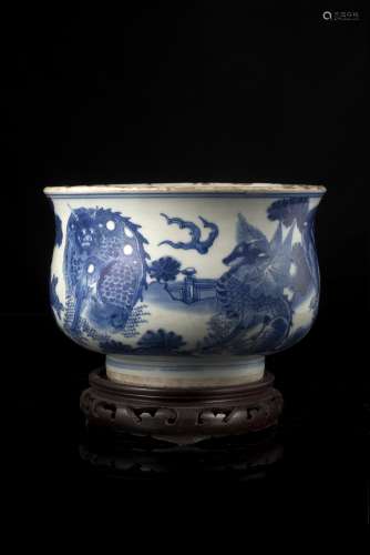 A blue and white large bowl decorated with mythical creatures (slight defects)China, 19th century(d.