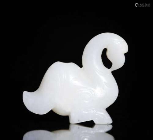 WHITE JADE CARVING DUCK FIGURE