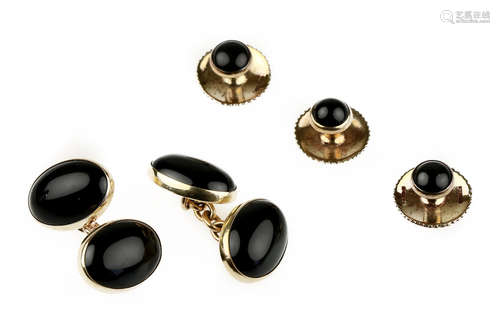 A gentleman's cufflink and dress set, retailed by Joseph Bonnar