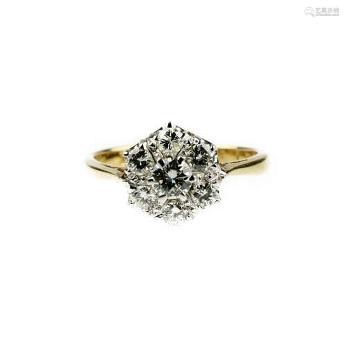 A diamond cluster ring