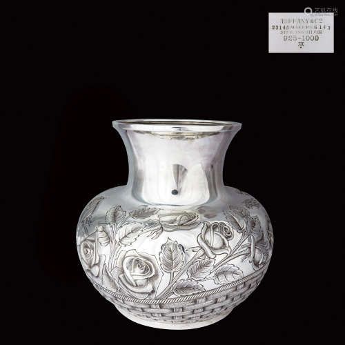 1942年  蒂芙尼纯银编织纹錾花花瓶