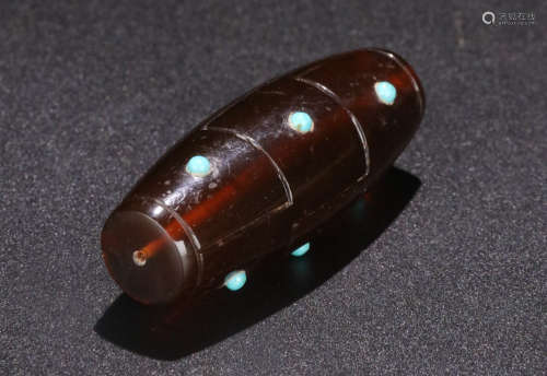 AN AGATE WITH TURQUOISE DZI