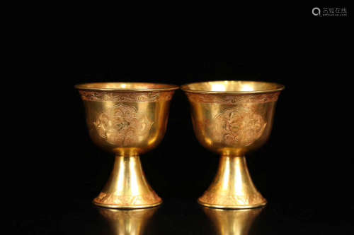 7-9TH CENTURY, A PAIR OF FLORAL PATTERN GOLD CUP, TANG DYNASTY