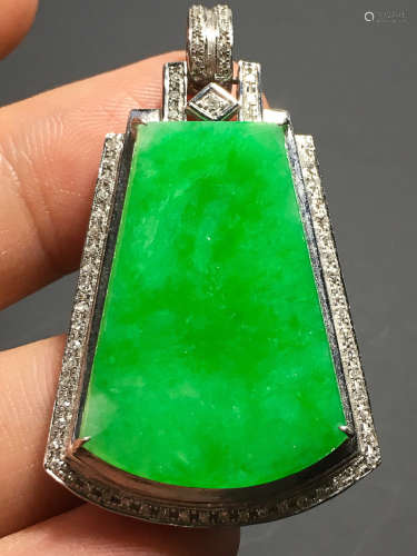 A TRANSLUCENT JADEITE ZHENGYANG GREEN AUSPICIOUS TABLET PENDANT