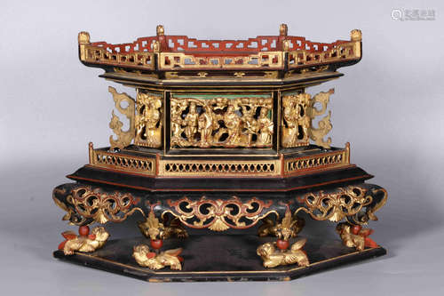 WOOD CARVED AND GILT LACQUERD PAGODA SHAPED STAND