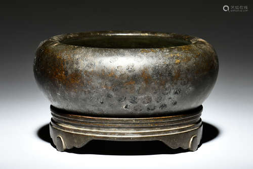 BRONZE CAST CENSER WITH STAND