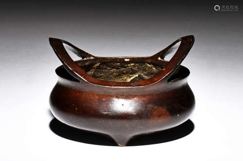 BRONZE CAST TRIPOD CENSER WITH HANDLES