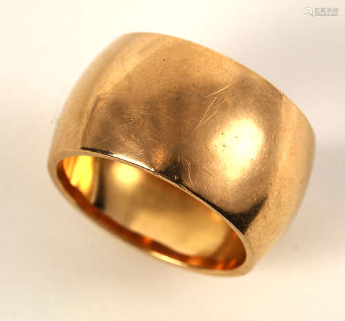 14k yellow gold ring band The 14k yellow gold band, measures approximately 11 mm (marked 583, 80P,