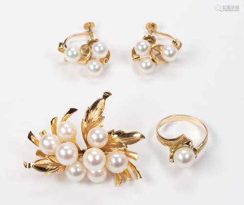 Cultured pearl and 14k yellow gold jewelry suite Including 1) cultured pearl and 14k yellow gold