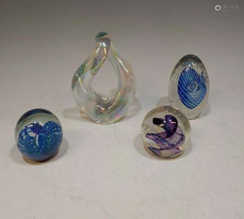 (4) Robert Eickholt Art Glass Paperweights