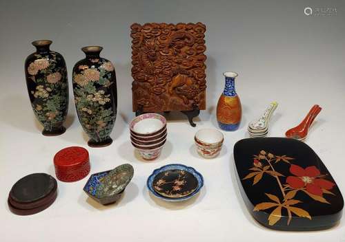 (26) Lot of Japanese & Chinese Porcelain Etc.