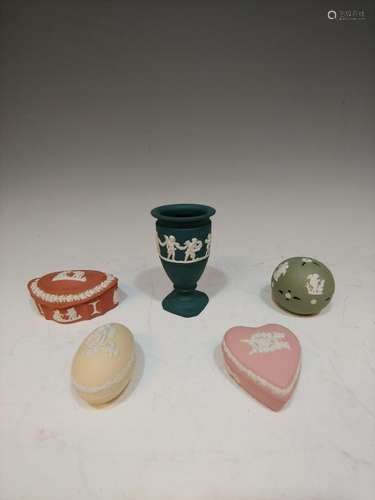 (5) Wedgwood Jasperware Ceramic Boxes and Vase