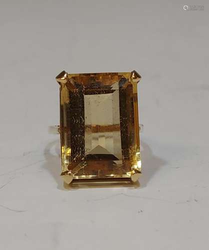 Square Cut Citrine in 14K Gold Ring Setting