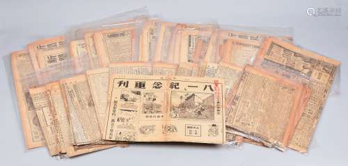 1946-1949年新闻报一组七十张另1949年8月1日浙江日报八一纪念画刊一张。