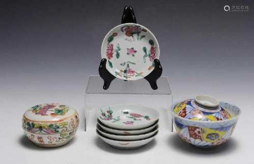 7 Pieces of Chinese White Ground Porcelain, 19th C