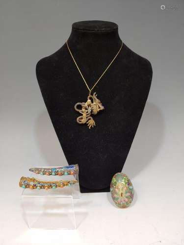 (4) Pieces Chinese Jewelry Plus