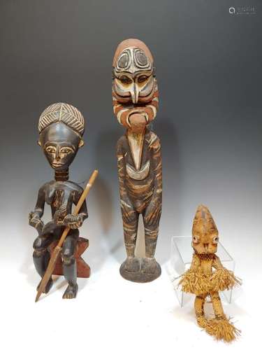 Set of 3 Figures from Africa, Papa New Guinea