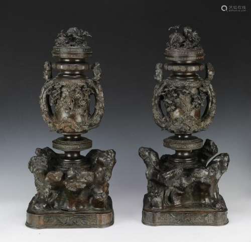 Pair of Japanese Bronze Incense Burners, Meiji
