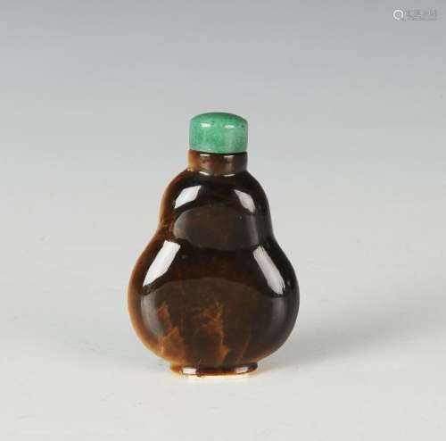 Chinese Tiger's Eye Snuff Bottle, 20th Century