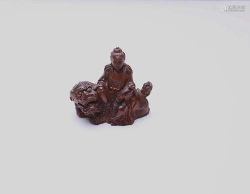 A HUANGHUALI CARVING OF GUANYIN.ANTIQUE