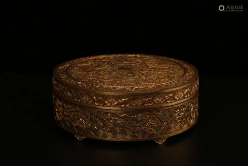 A GILT-BRONZE DRAGON BOX AND COVER.QING DYNASTY