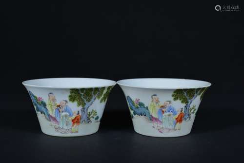 A PAIR OF FAMILLE-ROSE 'FIGURE' CUPS.QING DYNASTY