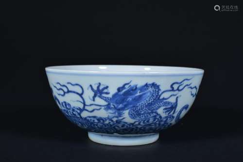 A BLUE AND WHITE DRAGON BOWL, QING DYNASTY