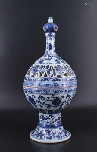 Ming Porcelain Blue&White Floral Vase