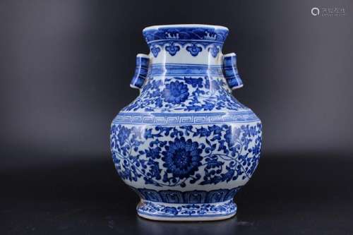 Qing Porcelain Blue&White Floral Vase