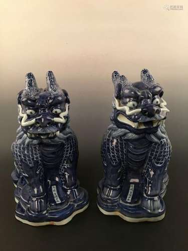 Chinese Ceramic Foodog Pair